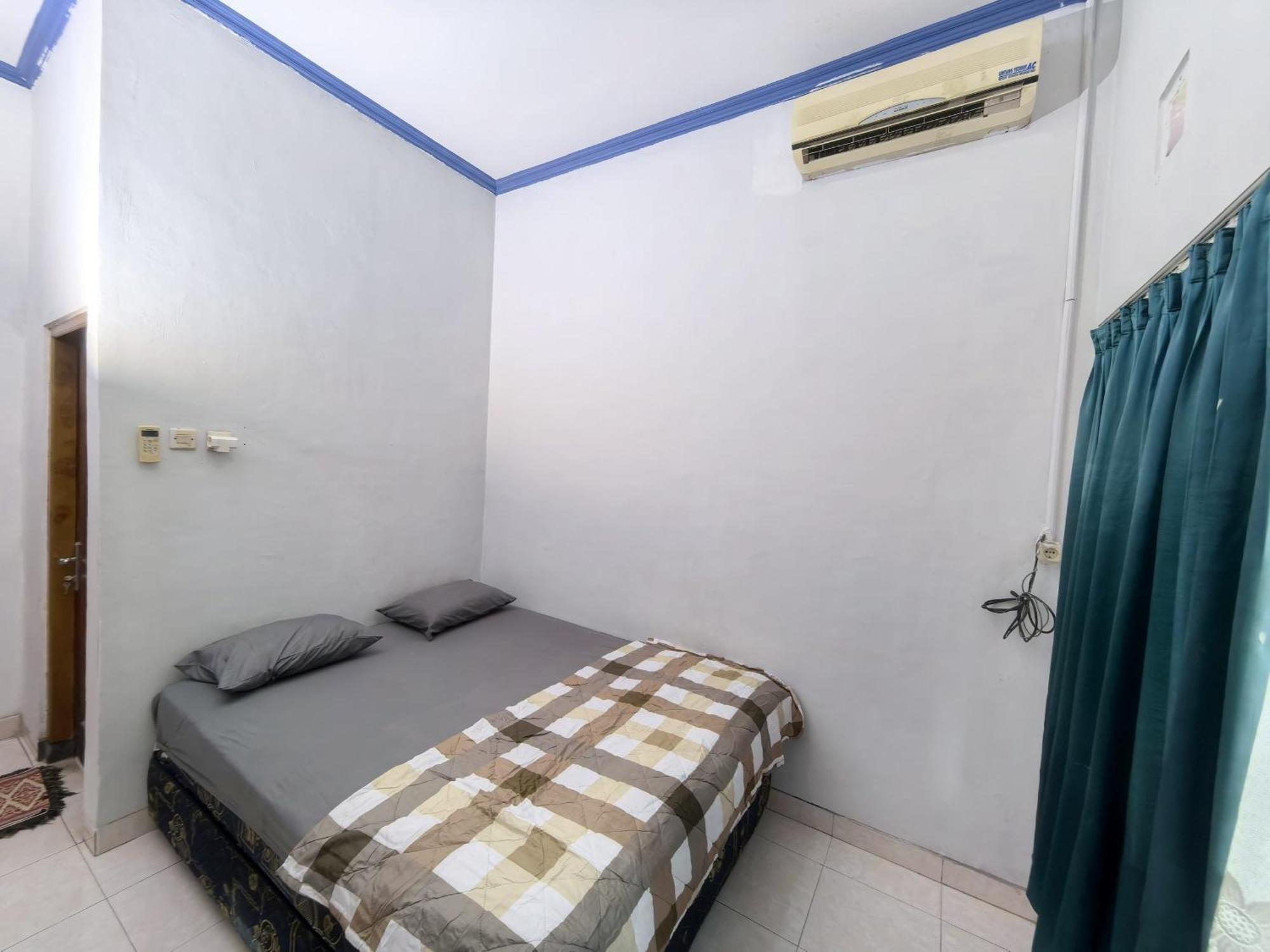 Mutiara Babarsari Homestay Jogja يوغياكارتا المظهر الخارجي الصورة